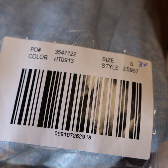 J. Crew Style E5957 Classic Cardigan Sweater Crew Neck Long Sleeve -tiny FLaw - Picture 10 of 10